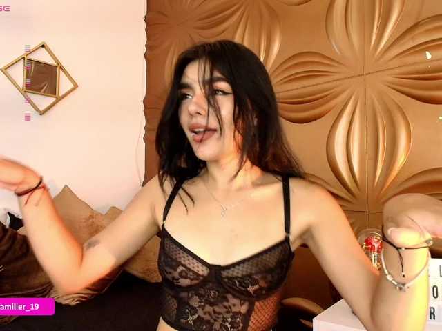 Paulinamiller live cam on BongaCams