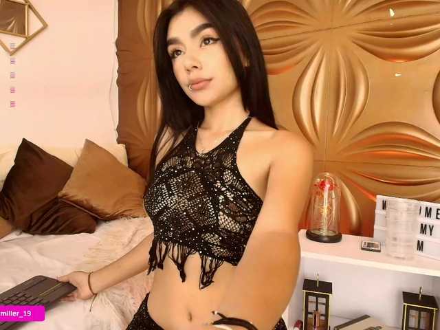 Paulinamiller live cam on BongaCams