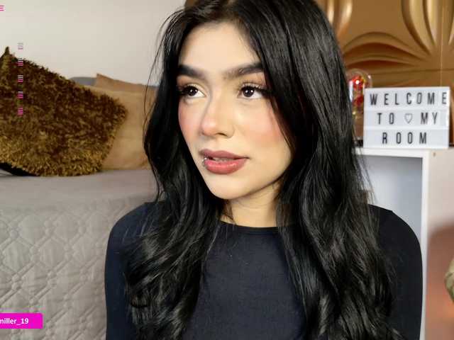 Paulinamiller live cam on BongaCams
