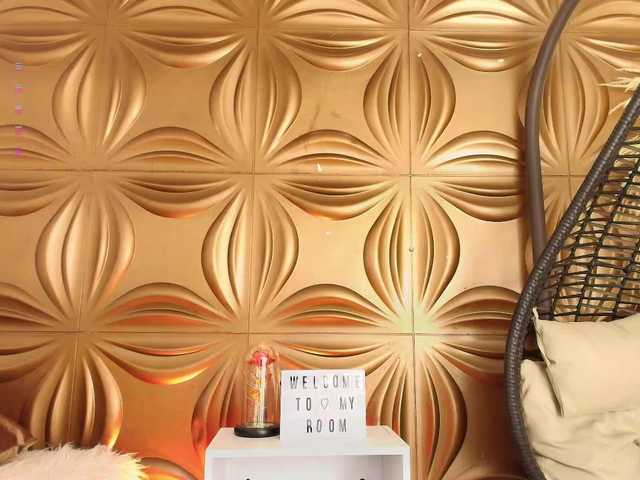 Paulinamiller live cam on BongaCams