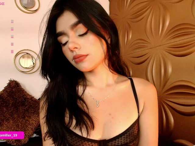 Paulinamiller live cam on BongaCams