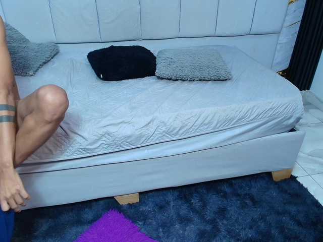 SweetMegan live cam on BongaCams