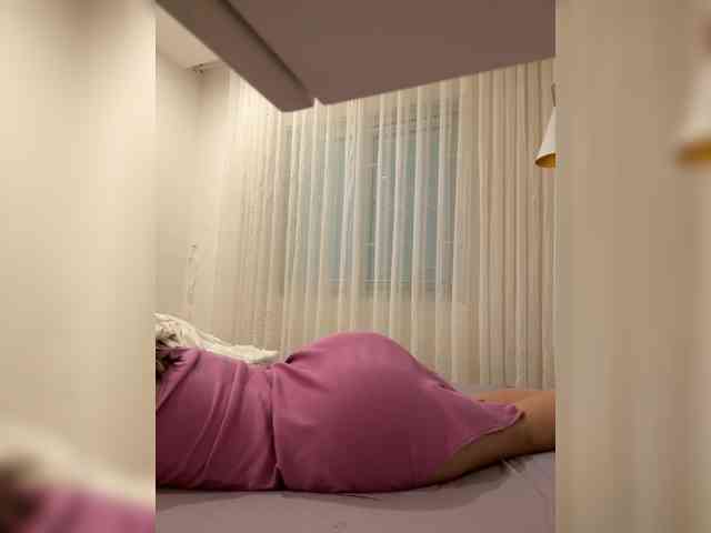 SweetLuna webcam