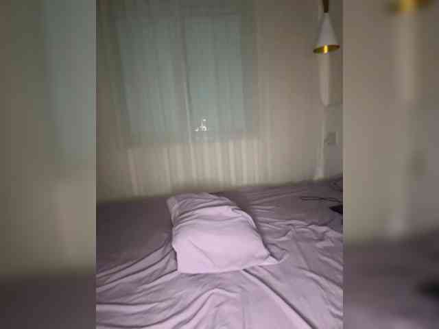 SweetLuna Sex Cam Show