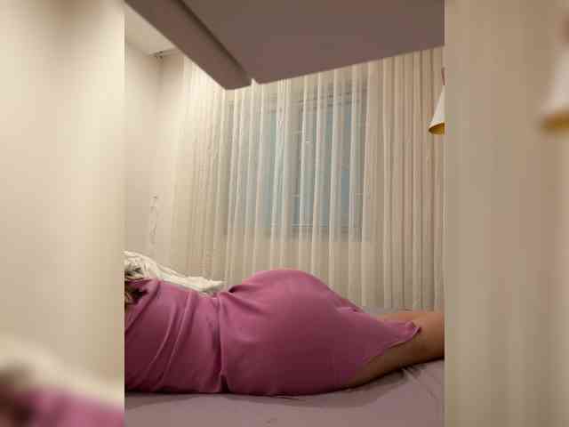 SweetLuna Sex Cam Show
