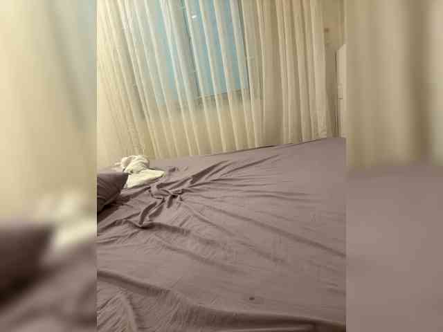 SweetLuna Sex Cam Show