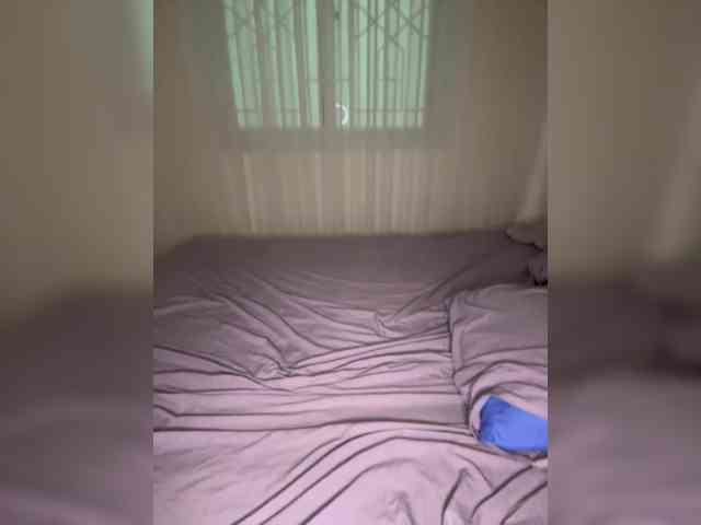 SweetLuna webcam
