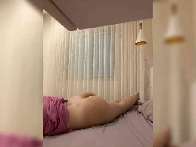 SweetLuna webcam