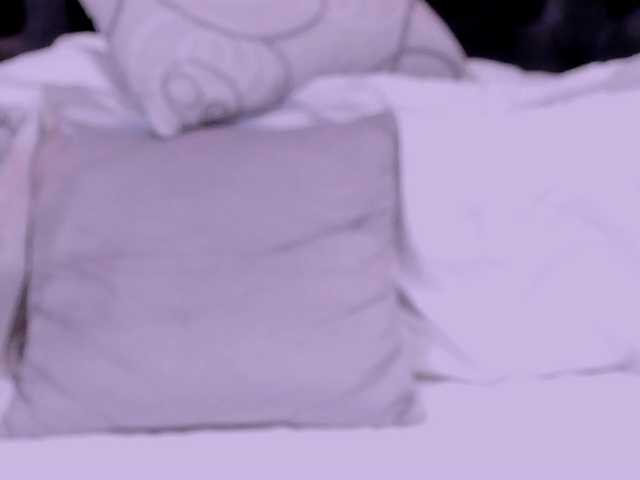 Yulieth-n-Greinberland live cam on BongaCams
