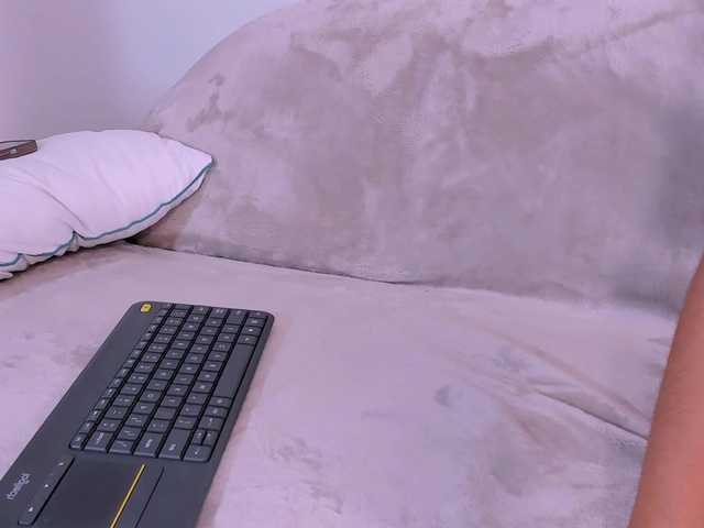 Yulieth-n-Greinberland live cam on BongaCams
