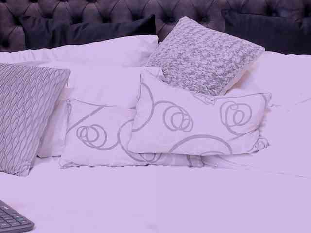 Yulieth-n-Greinberland webcam