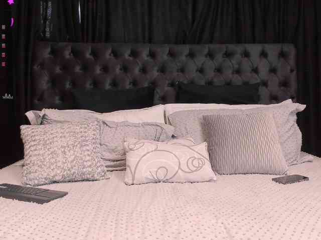 Yulieth-n-Greinberland Sex Cam Show