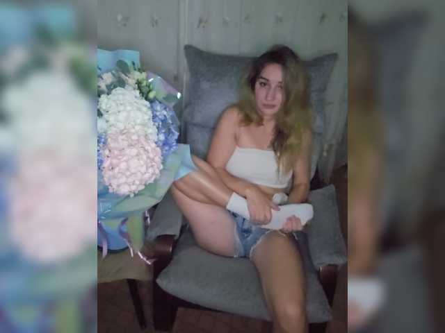 Lola107 live cam on BongaCams