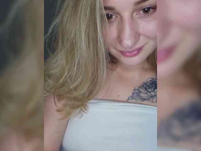 Lo0La webcam