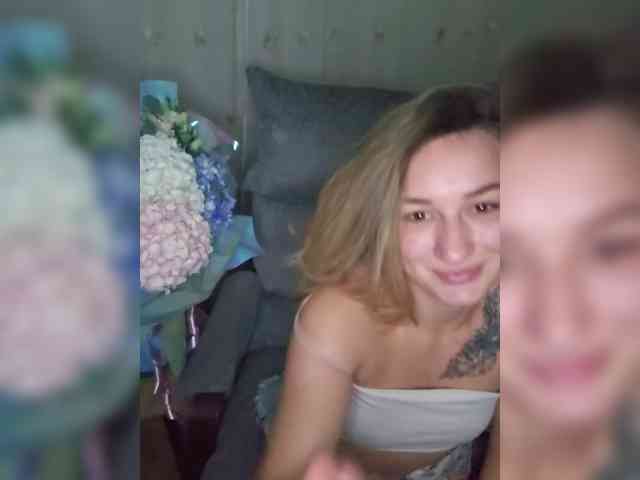 Lo0La webcam