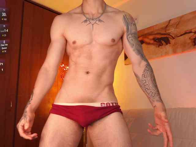Latin-Green-Eyes Sex Cam Show