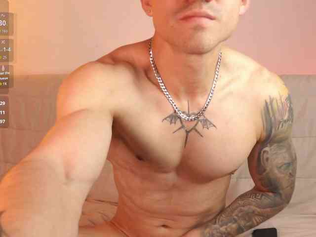 Latin-Green-Eyes Sex Cam Show