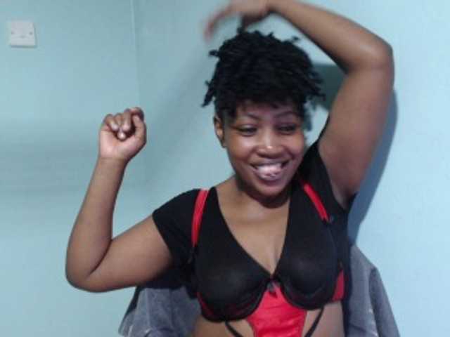 Nightnurse26 live cam on BongaCams