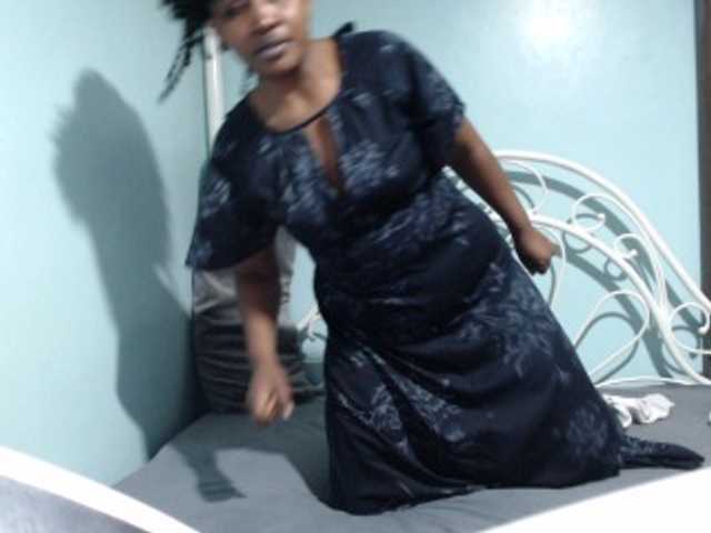 Nightnurse26 live cam on BongaCams