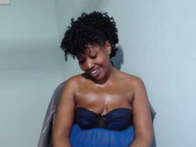 Nightnurse26 — live female cam