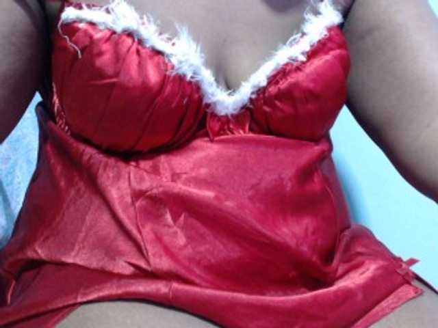 Nightnurse26 live cam on BongaCams