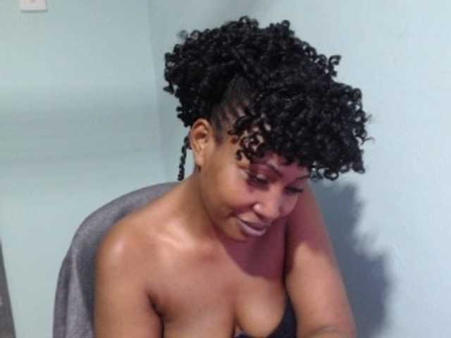 Nightnurse26 — live female cam