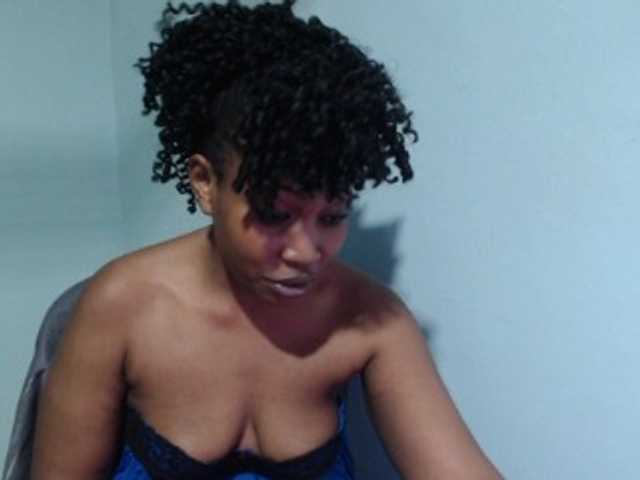 Nightnurse26 live cam on BongaCams