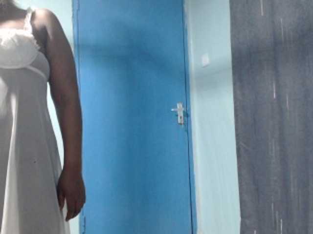 Nightnurse26 live cam on BongaCams