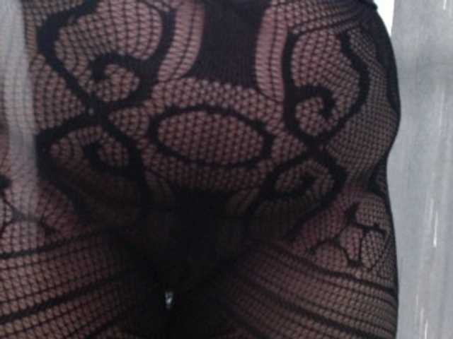 Nightnurse26 live cam on BongaCams