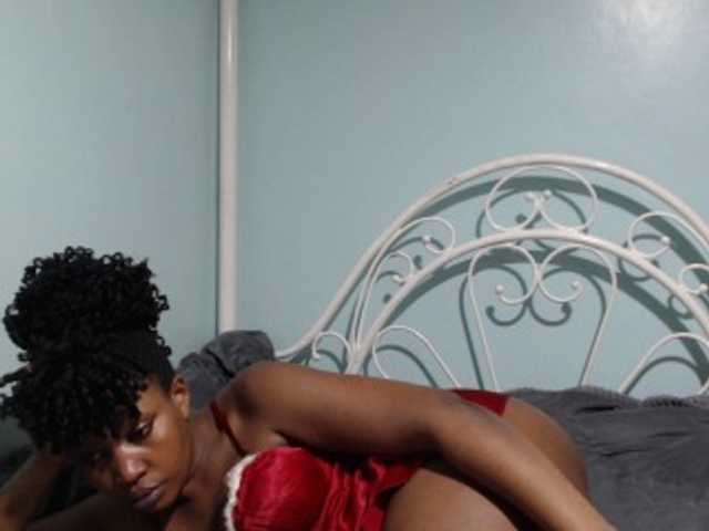 Nightnurse26 live cam preview