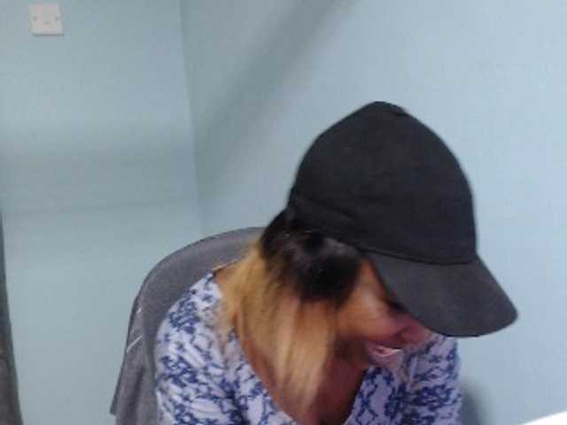 Nightnurse26 live cam on BongaCams