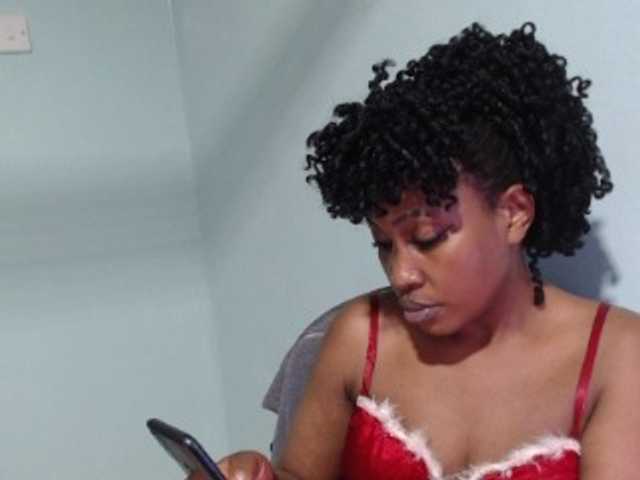 Nightnurse26 live cam on BongaCams