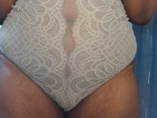 Nightnurse26 live webcam show