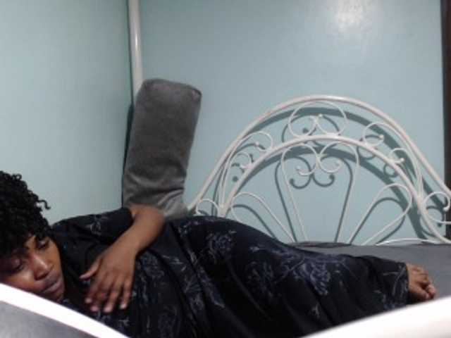 Nightnurse26 live cam on BongaCams
