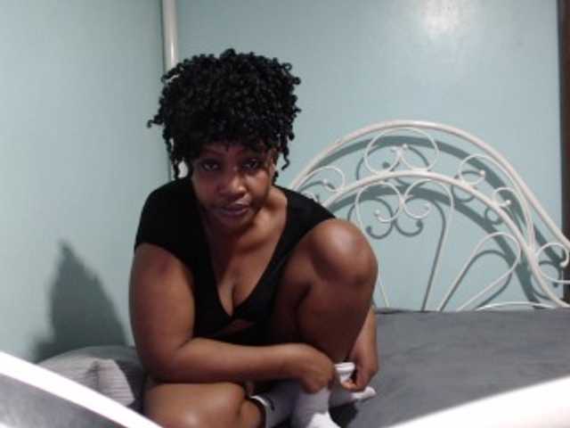 Nightnurse26 live cam on BongaCams