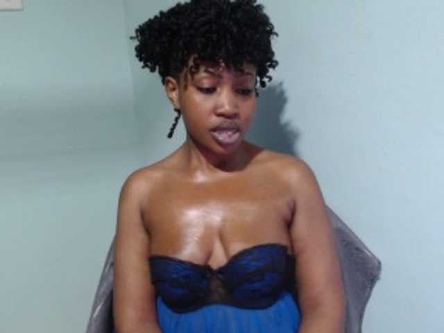 Nightnurse26 — live female cam