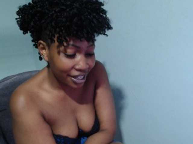 Nightnurse26 — live female cam