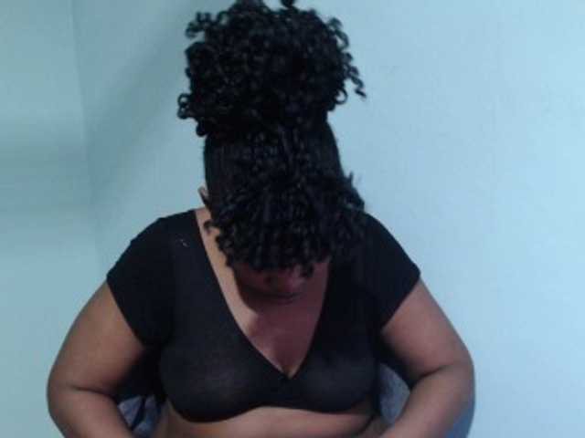 Nightnurse26 live cam on BongaCams