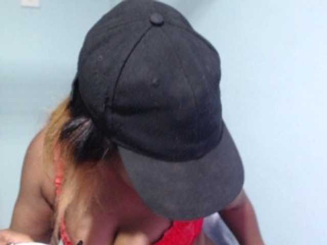 Nightnurse26 live cam on BongaCams