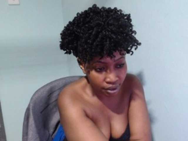 Nightnurse26 — live female cam