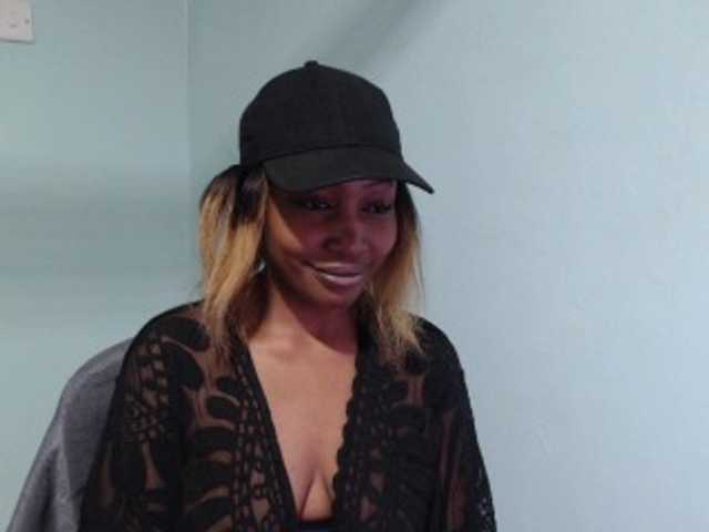 Nightnurse26 live cam on BongaCams