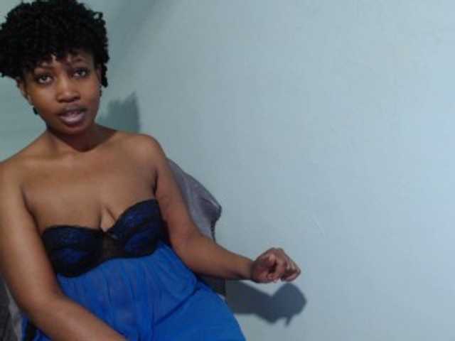 Nightnurse26 — live female cam
