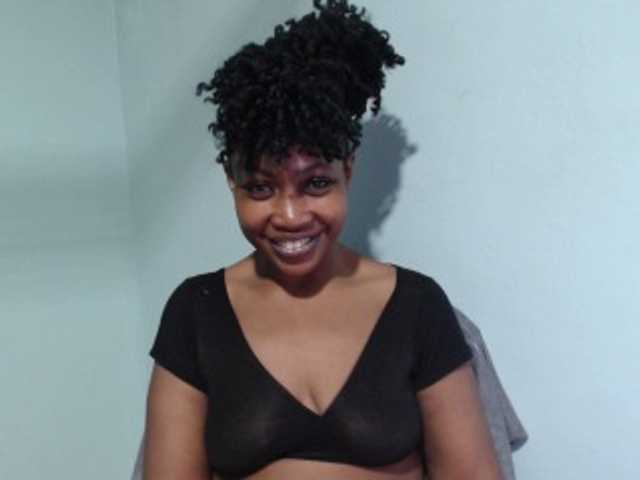 Nightnurse26 live cam on BongaCams