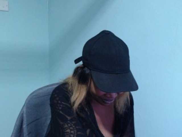 Nightnurse26 live cam on BongaCams