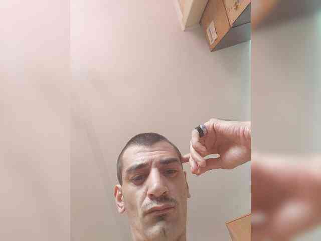 SpeedyFakAllEZ-1 Sex Cam Show