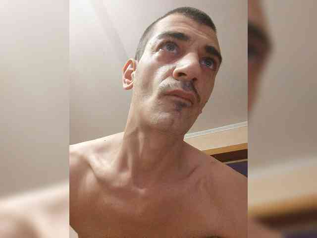 SpeedyFakAllEZ-1 Sex Cam Show