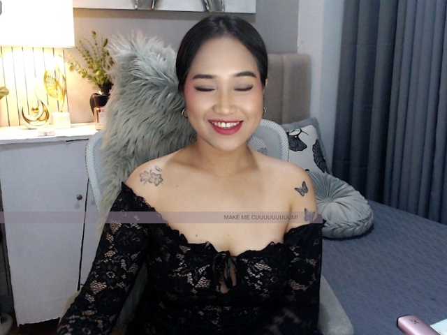 SamanthaSaintz live cam on BongaCams