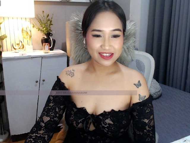 SamanthaSaintz live cam on BongaCams