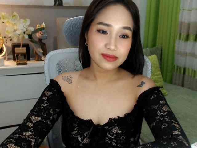 SamanthaSaintz webcam