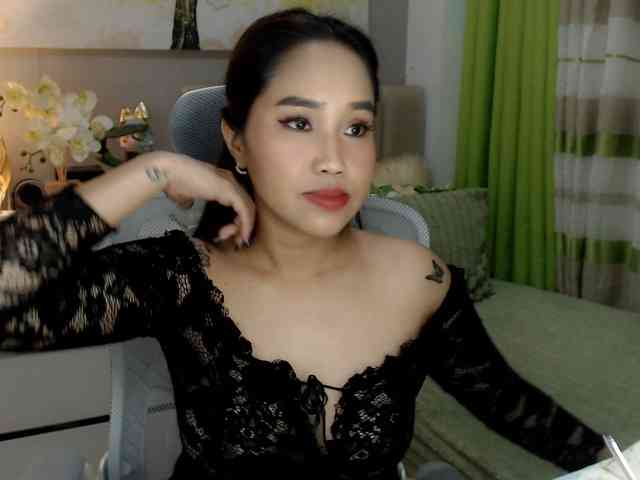 SamanthaSaintz webcam